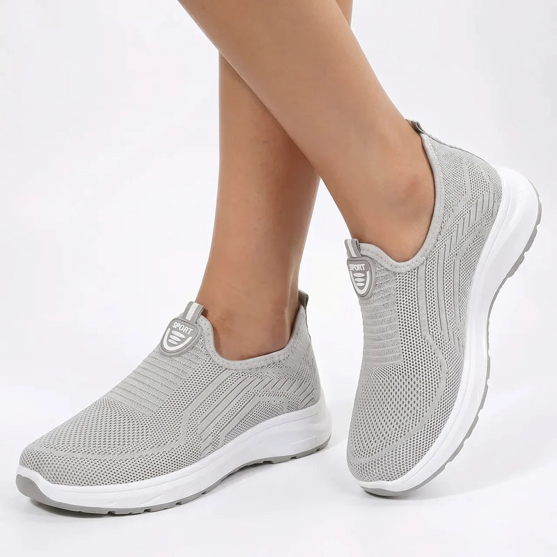 Slip-On Sneakers til Damer – Lette Gåsko med Åndbart Mesh